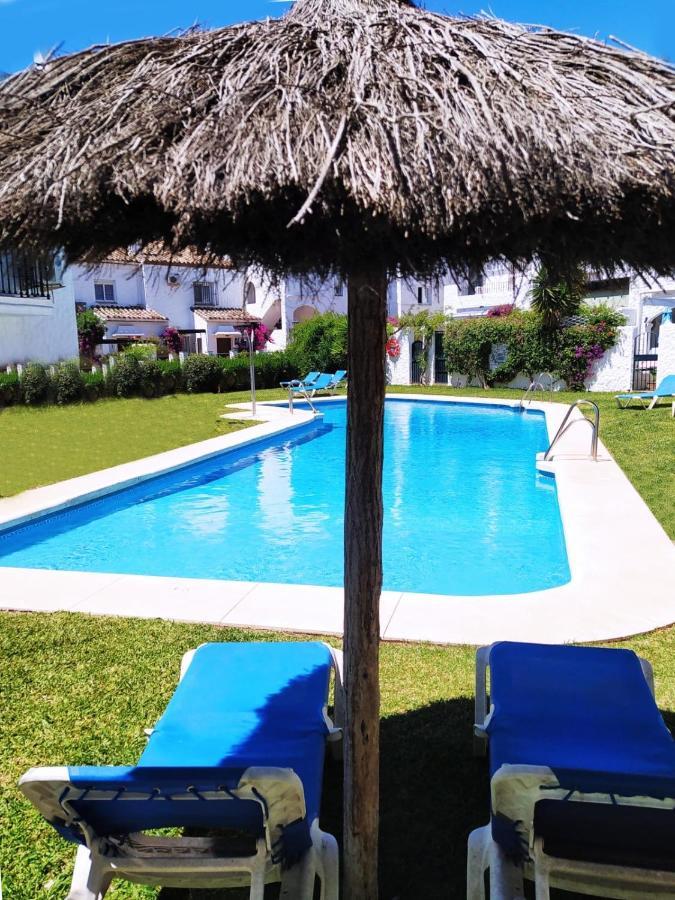 Paraiso Y Mar Apartment Estepona Exterior photo